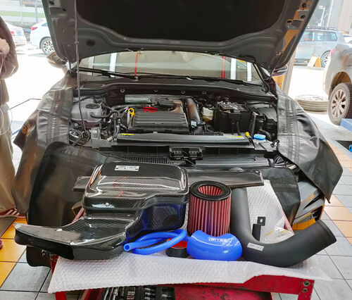 آخرین مورد شرکت گلف نسل هشتم ارتقا یافته با جعبه ورودی فیبر کربن EDDY: قدرت واقعی موتور را آزاد کنید